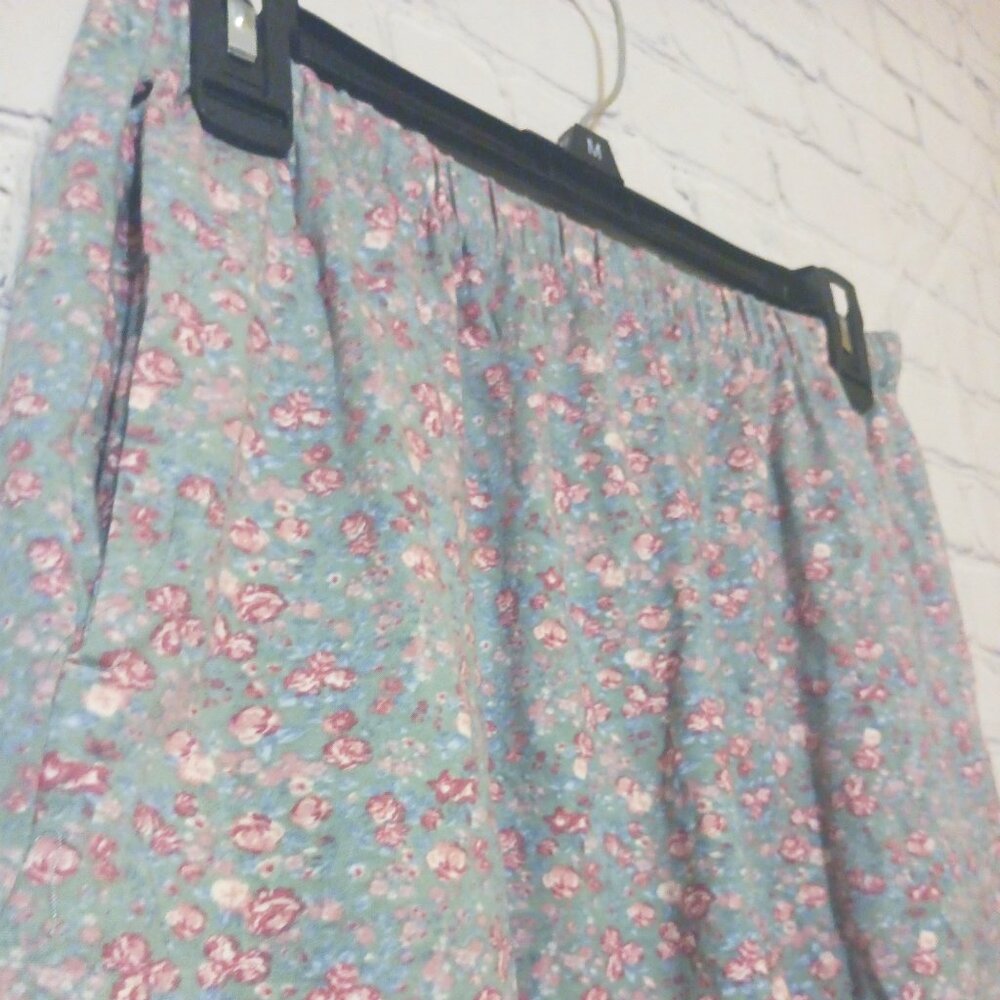 Floral Pajama Set - Picture 7 of 8
